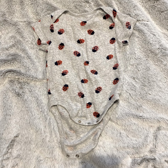 Ladybug baby outfit! - Picture 2 of 5